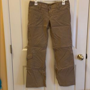 Athleta Low Rise Dipper Pants in Khaki